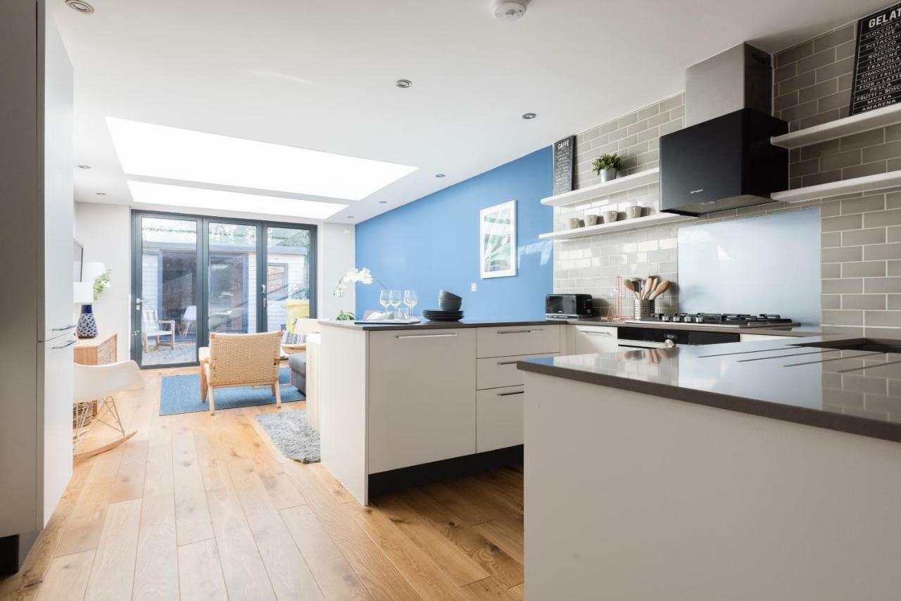 The Navy Court - Scandinavian Inspired 4Bdr Home Oxford Eksteriør bilde