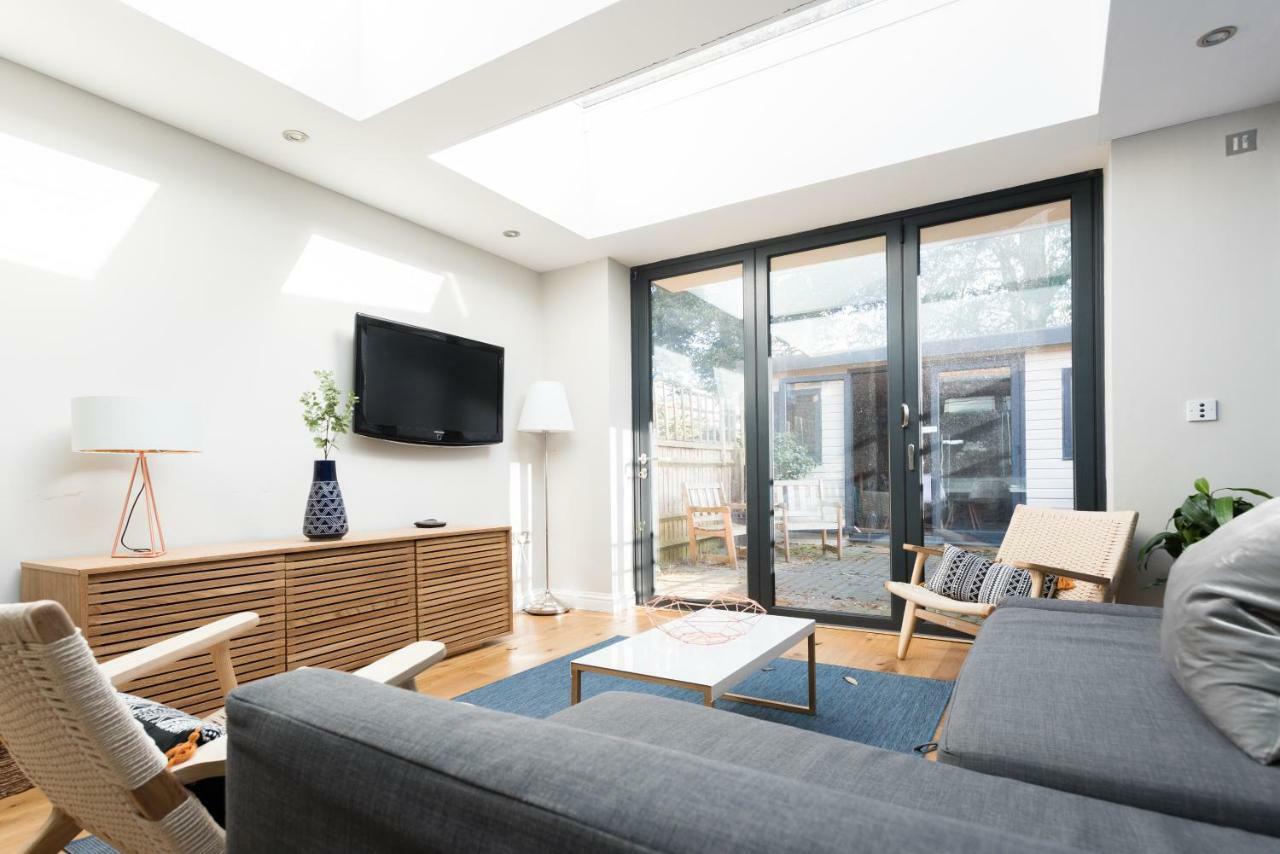 The Navy Court - Scandinavian Inspired 4Bdr Home Oxford Eksteriør bilde