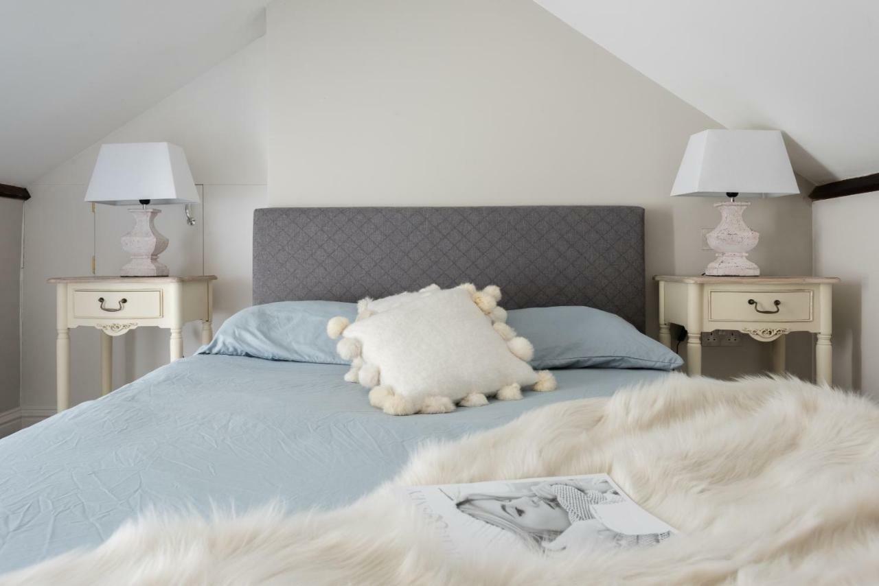 The Navy Court - Scandinavian Inspired 4Bdr Home Oxford Eksteriør bilde