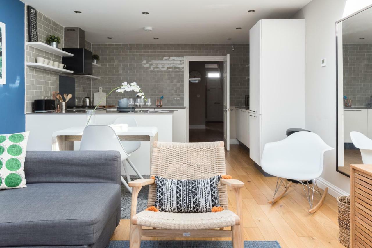 The Navy Court - Scandinavian Inspired 4Bdr Home Oxford Eksteriør bilde