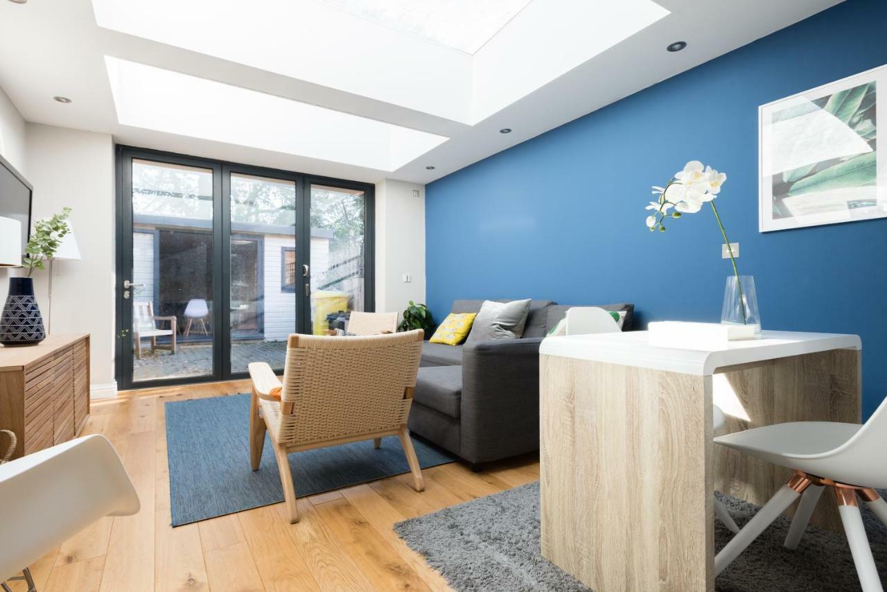 The Navy Court - Scandinavian Inspired 4Bdr Home Oxford Eksteriør bilde