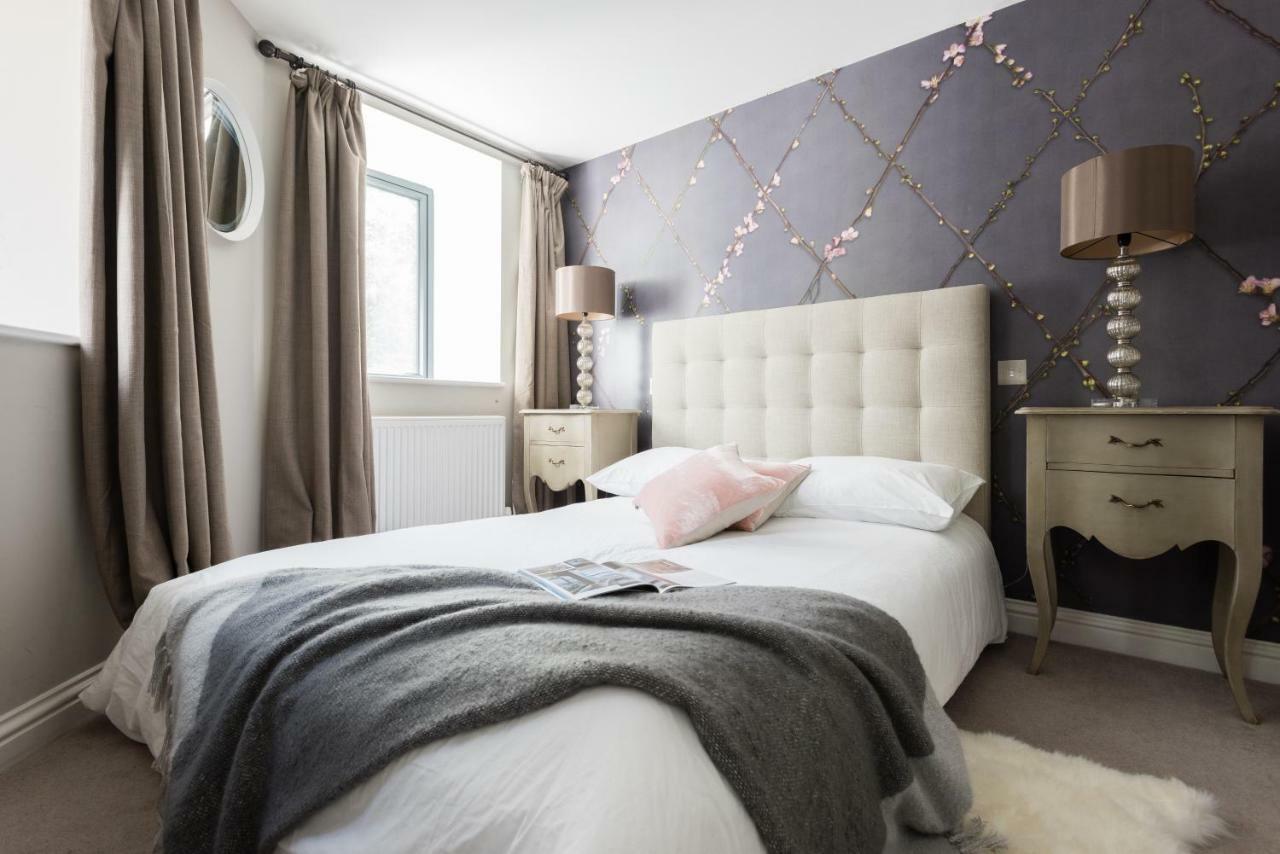 The Navy Court - Scandinavian Inspired 4Bdr Home Oxford Eksteriør bilde