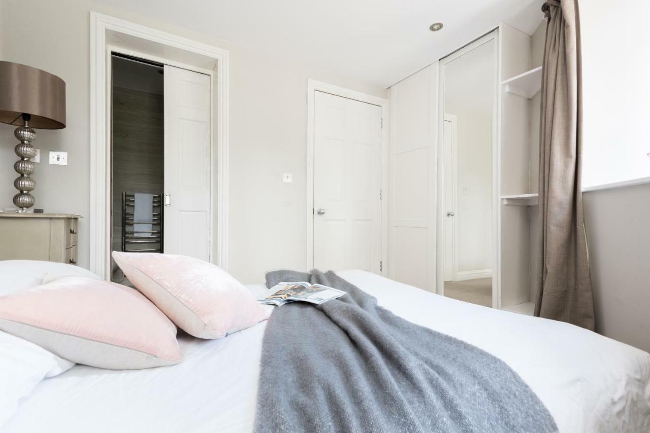 The Navy Court - Scandinavian Inspired 4Bdr Home Oxford Eksteriør bilde