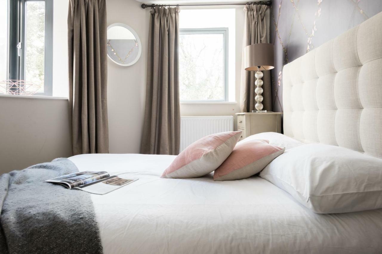 The Navy Court - Scandinavian Inspired 4Bdr Home Oxford Eksteriør bilde