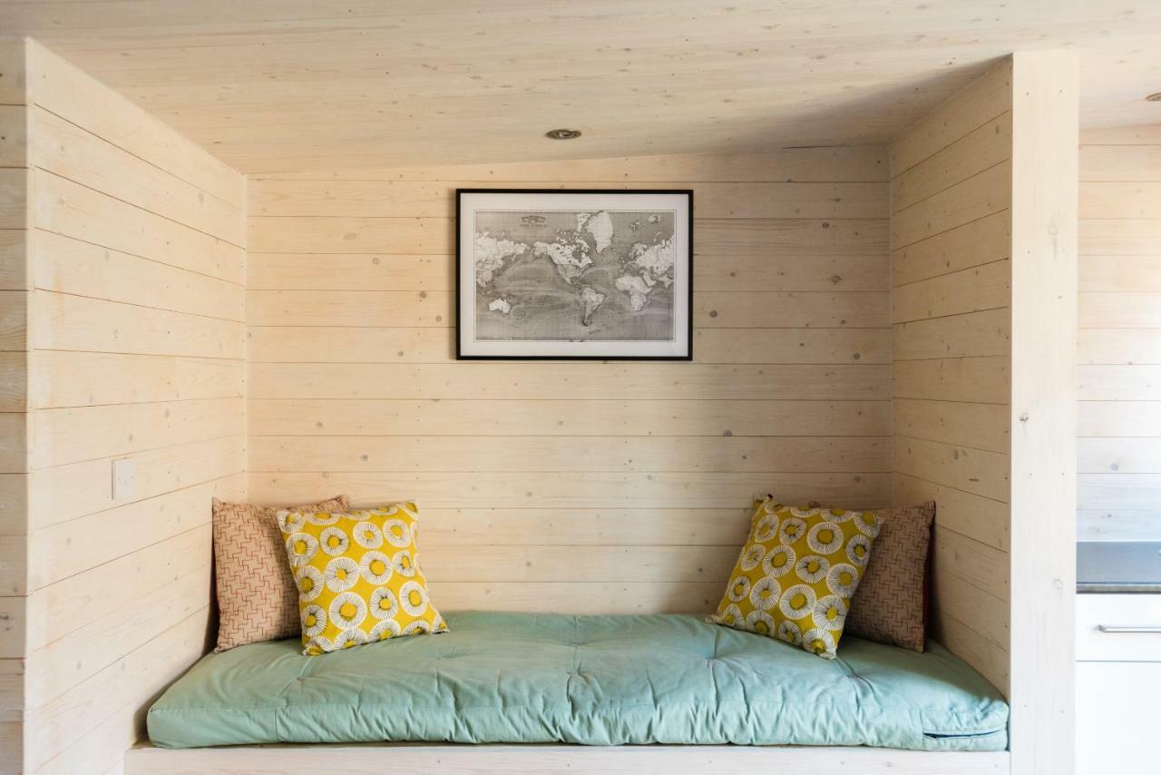 The Navy Court - Scandinavian Inspired 4Bdr Home Oxford Eksteriør bilde