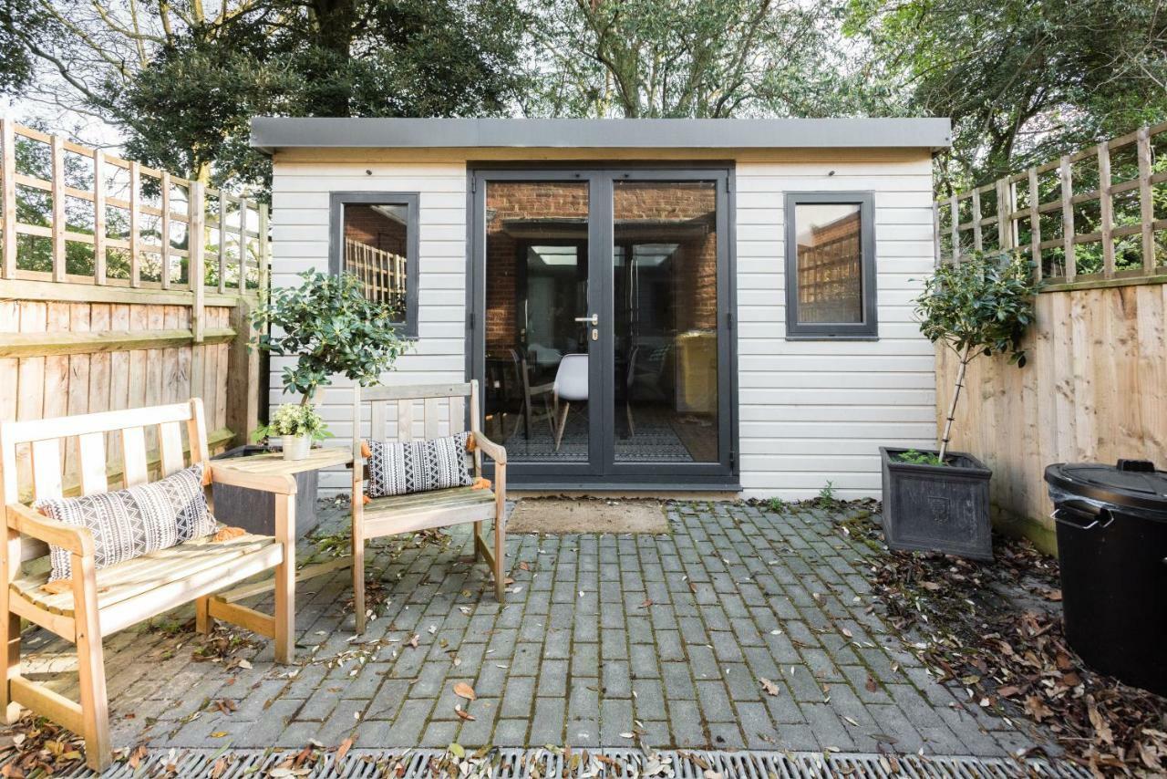 The Navy Court - Scandinavian Inspired 4Bdr Home Oxford Eksteriør bilde