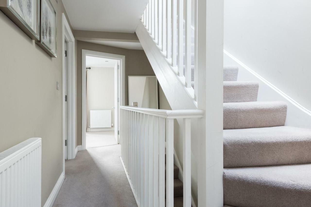 The Navy Court - Scandinavian Inspired 4Bdr Home Oxford Eksteriør bilde